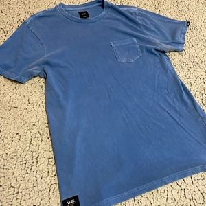 Vans - faded casual mens t shirt with front pocket - size Medium